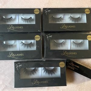 5 Pairs of BNIB Lilly Lashes- Magnetic Lashes. Includes magnetic liner.